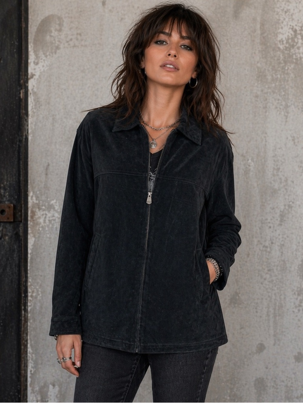 🤎✨ Vintage Knightsbridge Suede Coat – Classic + Timeless Edge! ✨🤎